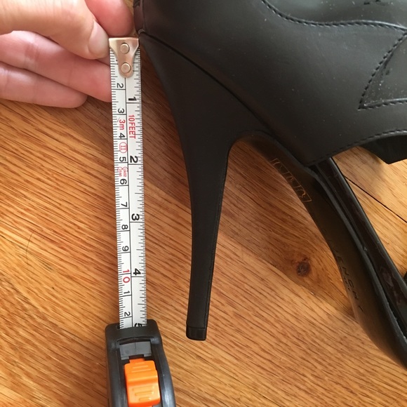 SOLD*****SOLD***Givenchy Black Patent Heels - Picture 7 of 7